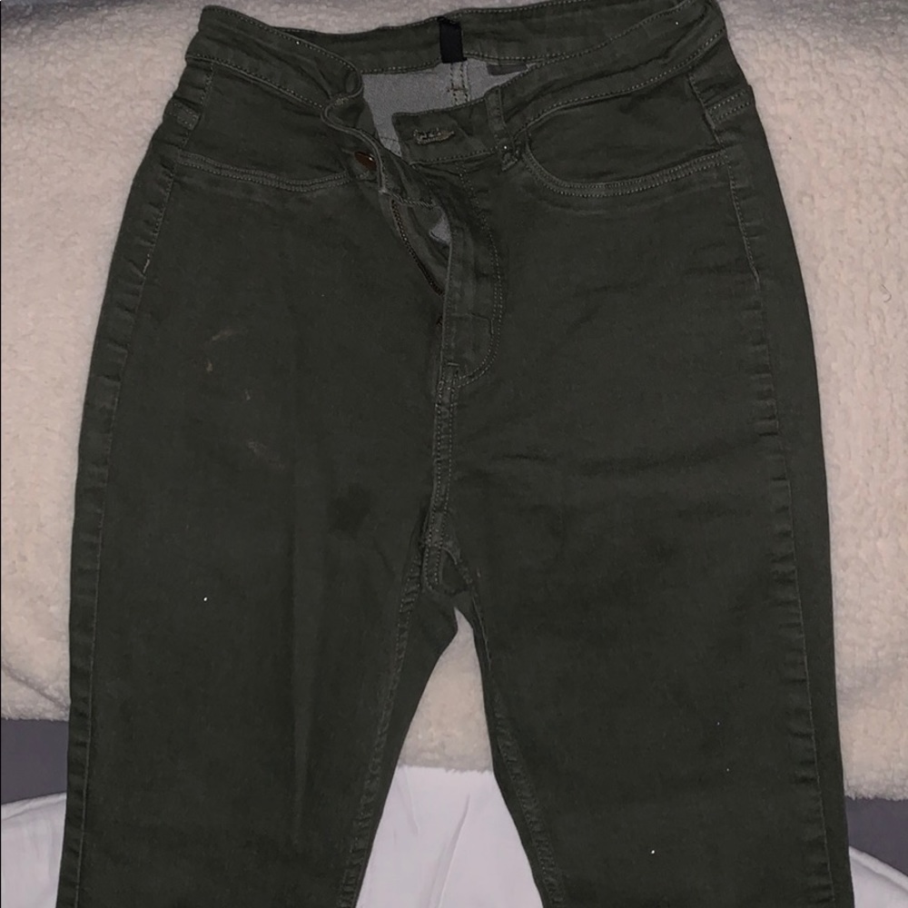 Olive jeans